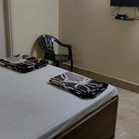 Adarsh Lodge Jamshedpur Bagian luar foto