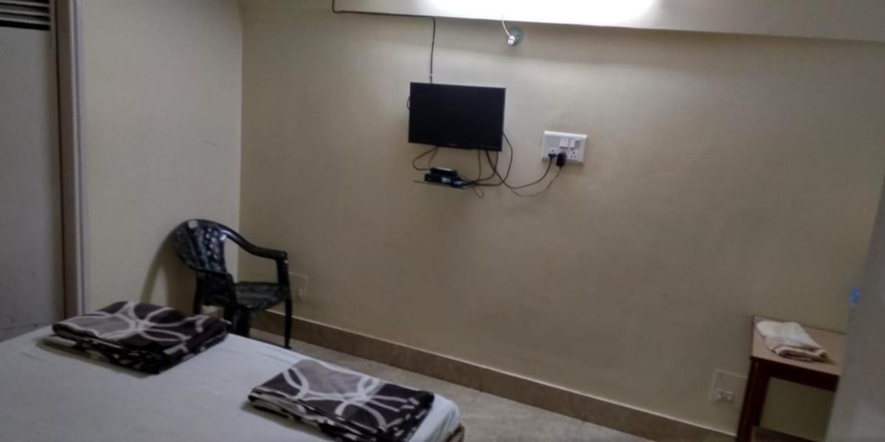 Adarsh Lodge Jamshedpur Bagian luar foto