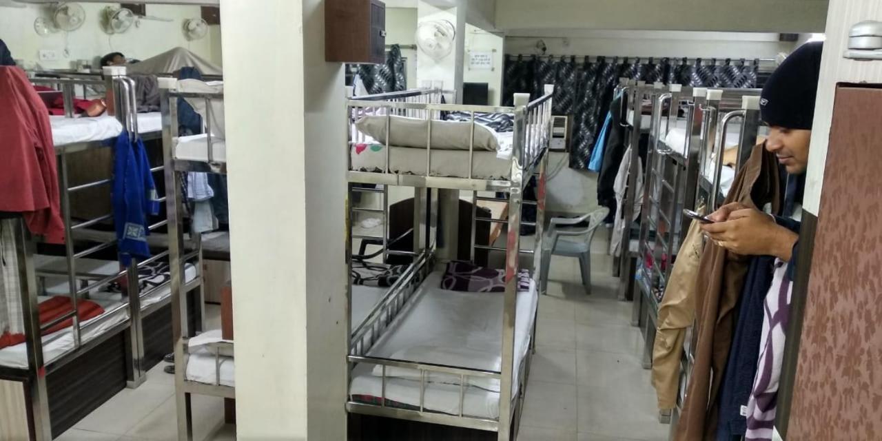 Adarsh Lodge Jamshedpur Bagian luar foto